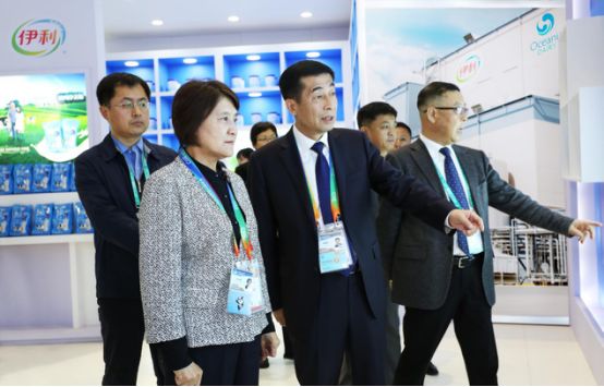 进口博览会上海开幕 伊利用“世界品质”驱动全球乳业发展