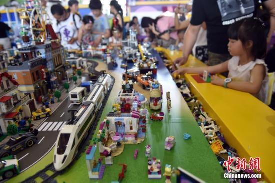 中国品牌玩具企业广交会上受青睐 出口预期向好