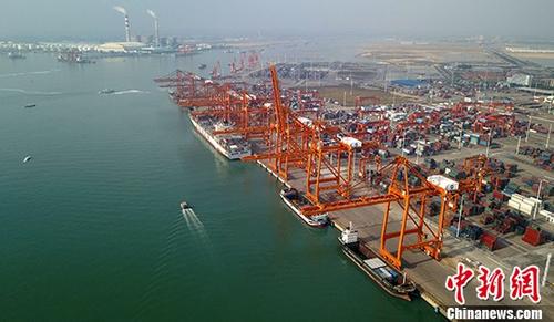 前三季度中国进出口总额22.28万亿元 同比增9.9%